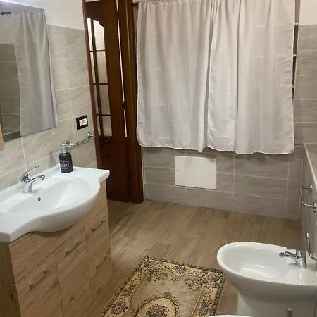 Monolocale Indipendente Nel Quartiere Residenziale Genneruxi Διαμέρισμα Κάλιαρι