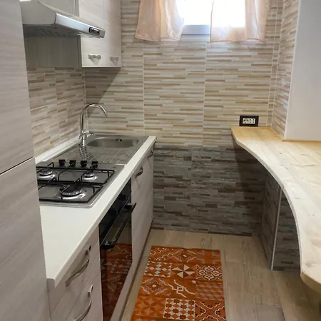 Monolocale Indipendente Nel Quartiere Residenziale Genneruxi *