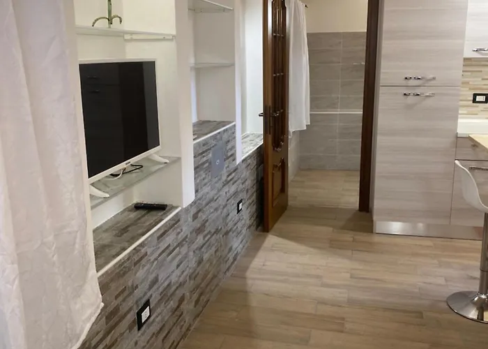 Monolocale Indipendente Nel Quartiere Residenziale Genneruxi Διαμέρισμα